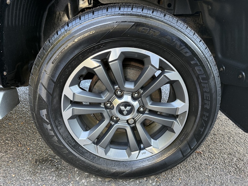 Mitsubishi L200 2.2 DI-D DC Warrior Auto 4WD Euro 6 (s/s) 4dr - U1178