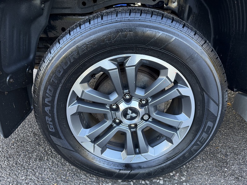Mitsubishi L200 2.2 DI-D DC Warrior Auto 4WD Euro 6 (s/s) 4dr - U1178