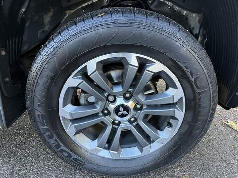 Mitsubishi L200 2.2 DI-D DC Warrior Auto 4WD Euro 6 (s/s) 4dr - U1178