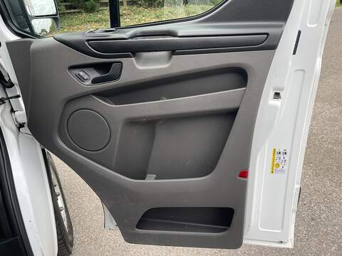 Ford Transit Custom 2.0 280 EcoBlue Crew Van L1 H1 Euro 6 5dr (5 Seat) - U1181