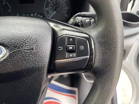 Ford Transit Custom 2.0 280 EcoBlue Crew Van L1 H1 Euro 6 5dr (5 Seat) - U1181
