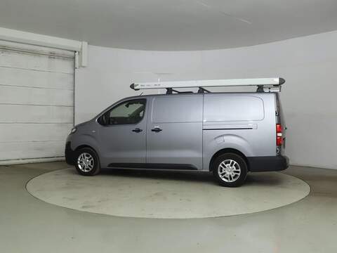 Vauxhall Vivaro 2.0 Turbo D 3100 Dynamic L2 H1 Euro 6 (s/s) 6dr - U1188
