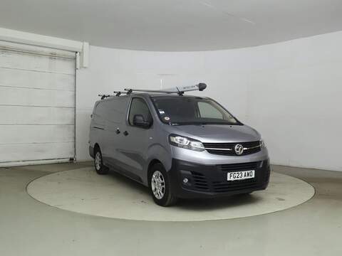 Vauxhall Vivaro 2.0 Turbo D 3100 Dynamic L2 H1 Euro 6 (s/s) 6dr - U1188