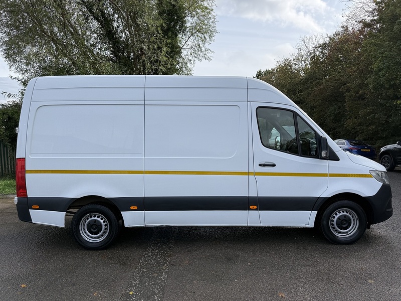Mercedes-Benz Sprinter 2.0 315 CDI Progressive RWD L2 H2 Euro 6 (s/s) 5dr - U1192
