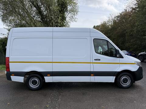 Mercedes-Benz Sprinter 2.0 315 CDI Progressive RWD L2 H2 Euro 6 (s/s) 5dr - U1192