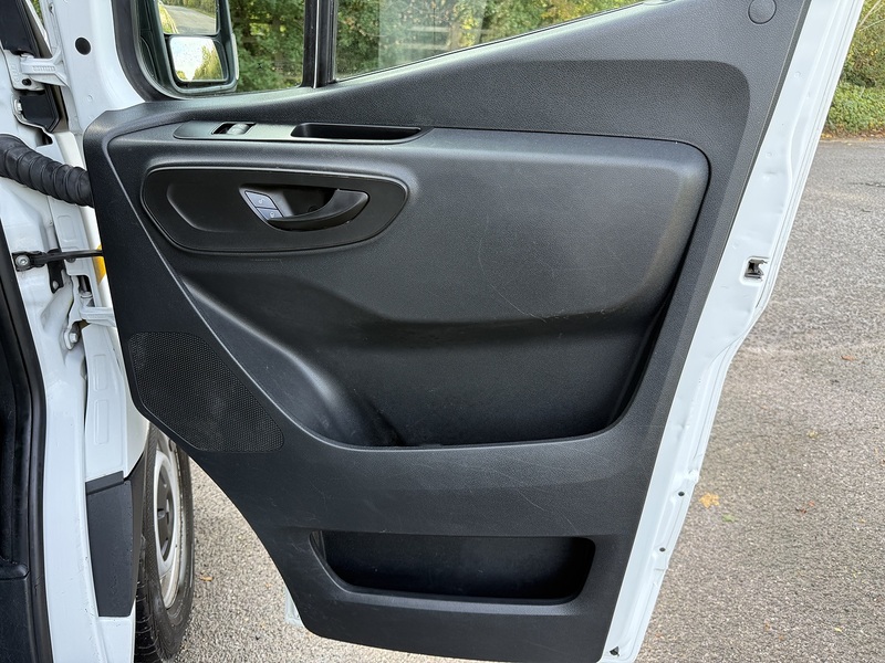 Mercedes-Benz Sprinter 2.0 315 CDI Progressive RWD L2 H2 Euro 6 (s/s) 5dr - U1192