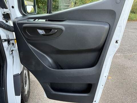 Mercedes-Benz Sprinter 2.0 315 CDI Progressive RWD L2 H2 Euro 6 (s/s) 5dr - U1192