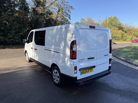 Renault Trafic 2.0 dCi Blue LL30 Advance Crew Van L2 H1 Euro 6 (s/s) 6dr - U1196