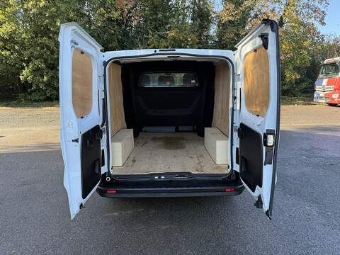 Renault Trafic 2.0 dCi Blue LL30 Advance Crew Van L2 H1 Euro 6 (s/s) 6dr - U1196