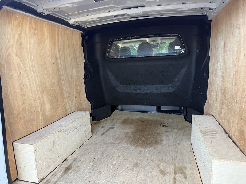 Renault Trafic 2.0 dCi Blue LL30 Advance Crew Van L2 H1 Euro 6 (s/s) 6dr - U1196