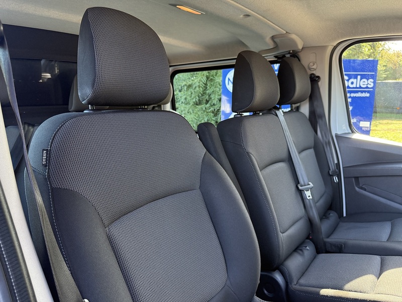 Renault Trafic 2.0 dCi Blue LL30 Advance Crew Van L2 H1 Euro 6 (s/s) 6dr - U1196