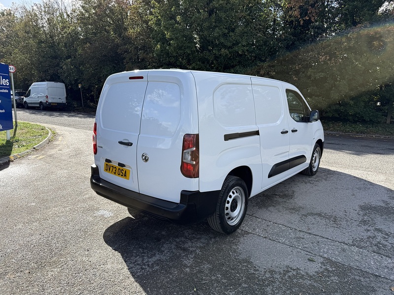 Vauxhall Combo 1.5 Turbo D 2300 Prime Crew Van L2 Euro 6 (s/s) 6dr - U1197