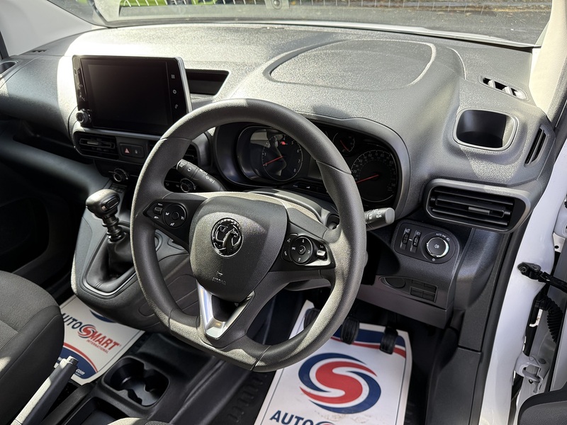 Vauxhall Combo 1.5 Turbo D 2300 Prime Crew Van L2 Euro 6 (s/s) 6dr - U1197