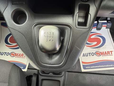 Vauxhall Combo 1.5 Turbo D 2300 Prime Crew Van L2 Euro 6 (s/s) 6dr - U1197