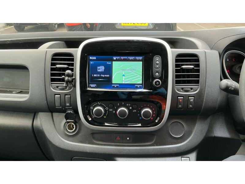 Renault Trafic 2.0 dCi ENERGY 28 Business+ SWB Standard Roof Euro 6 (s/s) 5dr - U1199