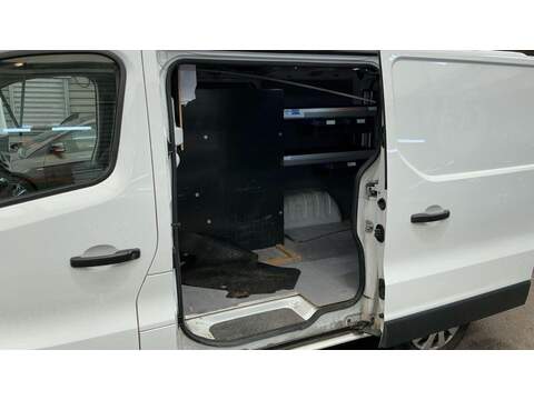 Renault Trafic 2.0 dCi ENERGY 28 Business+ SWB Standard Roof Euro 6 (s/s) 5dr - U1199