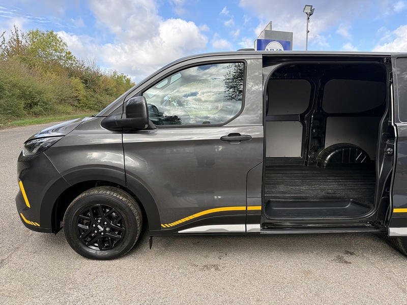 Ford Transit Custom 2.0 320 EcoBlue Trail L1 H1 Euro 6 (s/s) 5dr - U1200