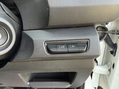 Renault Trafic 2.0 dCi Blue SL28 Business L1 H1 Euro 6 (s/s) 5dr - U1201