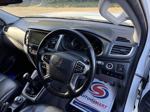 Mitsubishi L200 2.2 DI-D DC Barbarian 4WD Euro 6 (s/s) 4dr - U1204