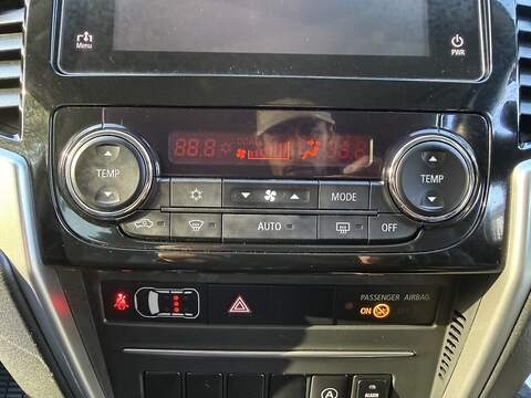 Mitsubishi L200 2.2 DI-D DC Barbarian 4WD Euro 6 (s/s) 4dr - U1204