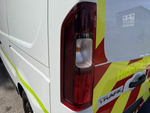 Renault Trafic 2.0 dCi ENERGY 28 Business+ SWB Standard Roof Euro 6 (s/s) 5dr - U1210