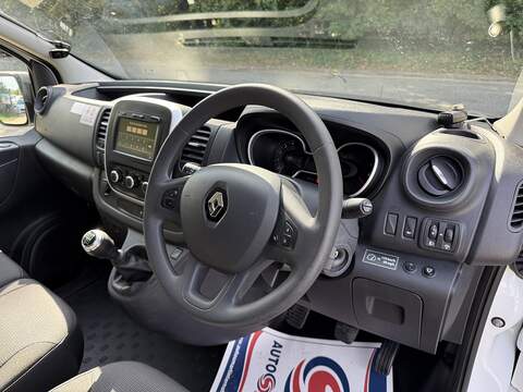 Renault Trafic 2.0 dCi ENERGY 28 Business+ SWB Standard Roof Euro 6 (s/s) 5dr - U1210