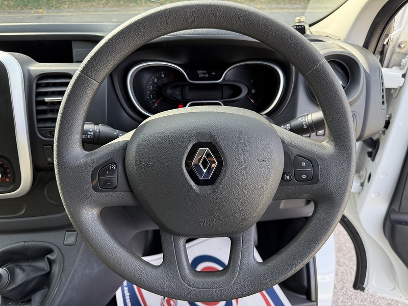 Renault Trafic 2.0 dCi ENERGY 28 Business+ SWB Standard Roof Euro 6 (s/s) 5dr - U1210