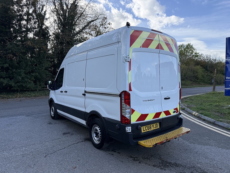 Ford Transit 2.0 350 EcoBlue FWD L2 H3 Euro 6 5dr - U1213
