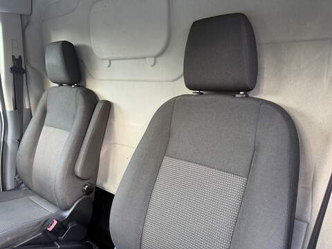 Ford Transit 2.0 350 EcoBlue FWD L2 H3 Euro 6 5dr - U1213