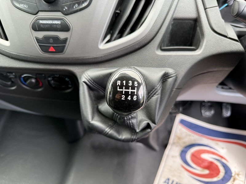 Ford Transit 2.0 350 EcoBlue FWD L2 H3 Euro 6 5dr - U1215