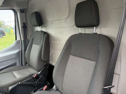 Ford Transit 2.0 350 EcoBlue FWD L2 H3 Euro 6 5dr - U1215