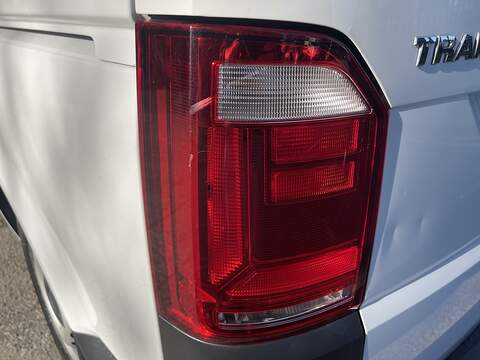 Volkswagen Transporter 2.0 TSI T30 BlueMotion Tech Startline FWD SWB Euro 6 (s/s) 5dr - U1221