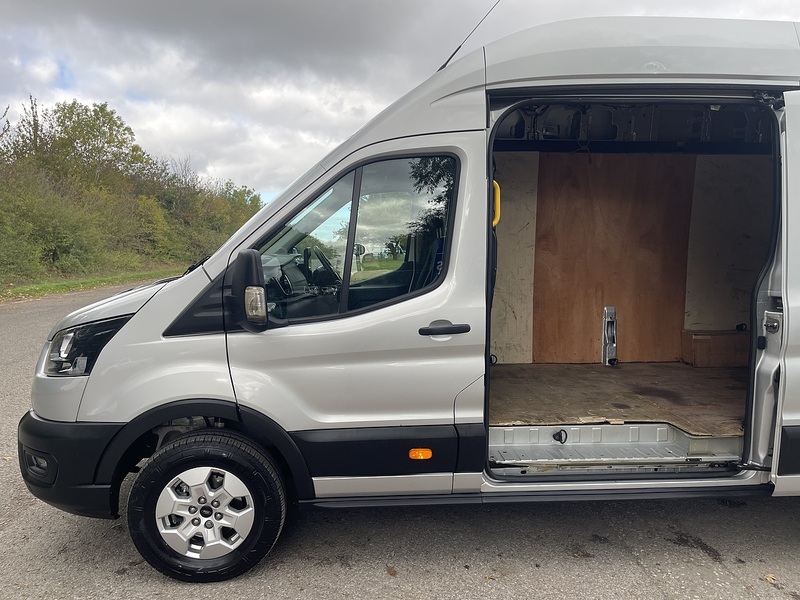 Ford Transit 2.0 350 EcoBlue Trend RWD L4 H3 Euro 6 (s/s) 5dr - U1223