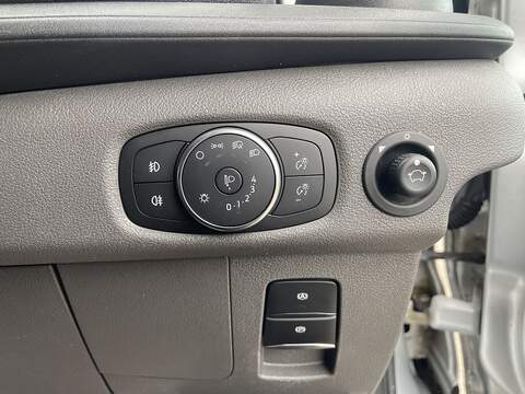 Ford Transit 2.0 350 EcoBlue Trend RWD L4 H3 Euro 6 (s/s) 5dr - U1223
