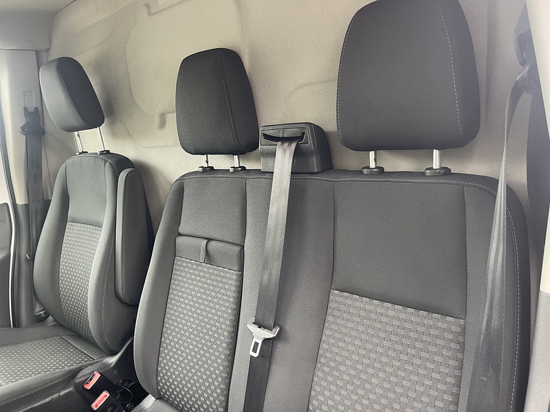 Ford Transit 2.0 350 EcoBlue Trend RWD L4 H3 Euro 6 (s/s) 5dr - U1223