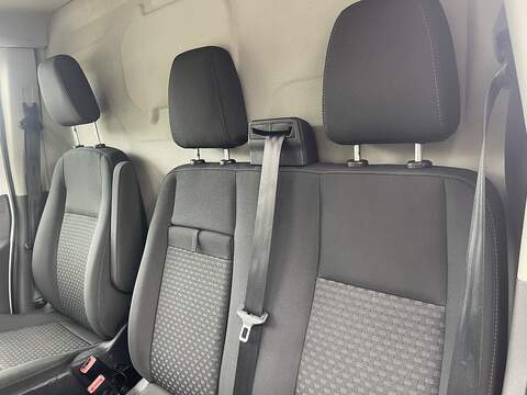 Ford Transit 2.0 350 EcoBlue Trend RWD L4 H3 Euro 6 (s/s) 5dr - U1223