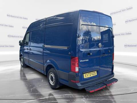 Volkswagen Crafter 2.0 TDI CR35 Startline FWD MWB High Roof Euro 6 (s/s) 5dr - U1225