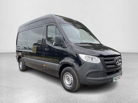 Mercedes-Benz eSprinter Vito SELECT Minibus 1 Automatic Diesel