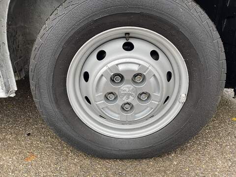 Peugeot Boxer 2.2 BlueHDi 335 Professional L3 H2 Euro 6 (s/s) 5dr - U189