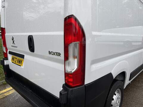 Peugeot Boxer 2.2 BlueHDi 335 Professional L3 H2 Euro 6 (s/s) 5dr - U189
