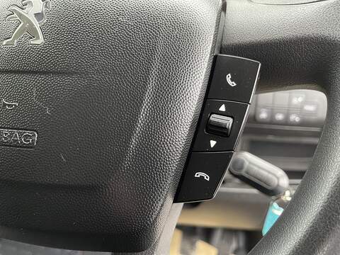 Peugeot Boxer 2.2 BlueHDi 335 Professional L3 H2 Euro 6 (s/s) 5dr - U189
