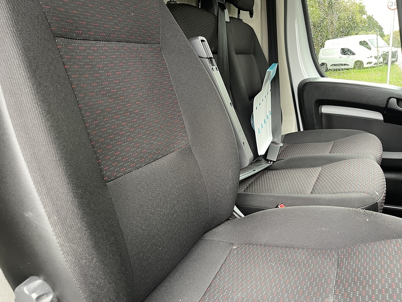 Peugeot Boxer 2.2 BlueHDi 335 Professional L3 H2 Euro 6 (s/s) 5dr - U189