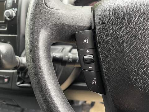 Peugeot Boxer 2.2 BlueHDi 335 Professional L3 H2 Euro 6 (s/s) 5dr - U189