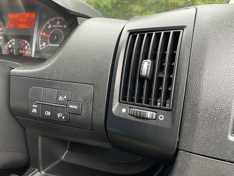 Peugeot Boxer 2.2 BlueHDi 335 Professional L3 H2 Euro 6 (s/s) 5dr - U189