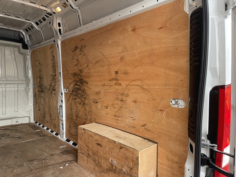 Peugeot Boxer 2.2 BlueHDi 335 Professional L3 H2 Euro 6 (s/s) 5dr - U189