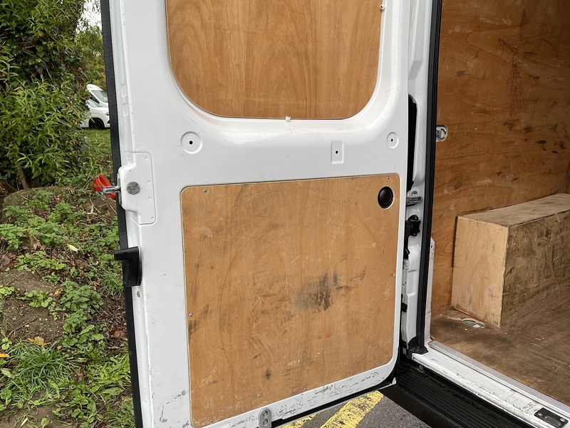 Peugeot Boxer 2.2 BlueHDi 335 Professional L3 H2 Euro 6 (s/s) 5dr - U189