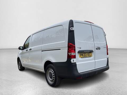 Mercedes-Benz Vito 114 Progressive L2 2.0 5dr Panel Van Diesel - U197