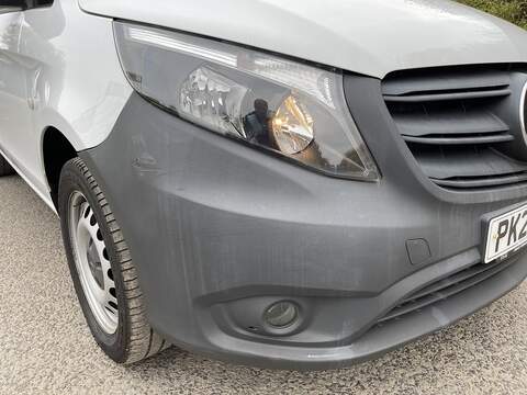 Mercedes-Benz Vito 114 Progressive L2 2.0 5dr Panel Van Diesel - U197