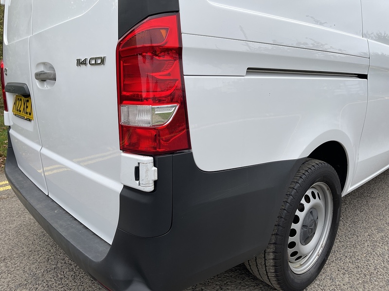Mercedes-Benz Vito 114 Progressive L2 2.0 5dr Panel Van Diesel - U197