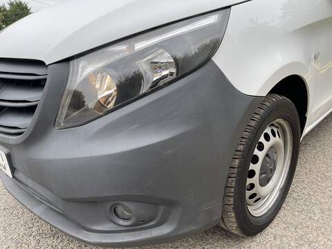 Mercedes-Benz Vito 114 Progressive L2 2.0 5dr Panel Van Diesel - U197